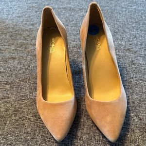 Michael Kors Tan Suede 3” High Heels Shoes Sz 6 1/2